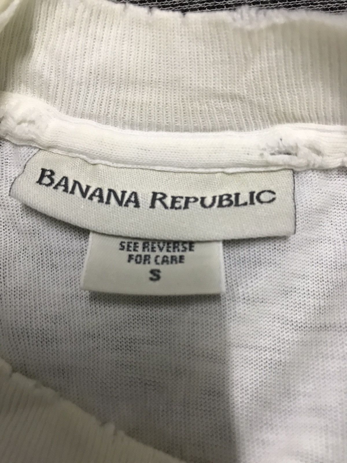 Banana Republic × Vintage Distres Vintage Banana Republic Mape Logo Size US S / EU 44-46 / 1 - 11 Thumbnail
