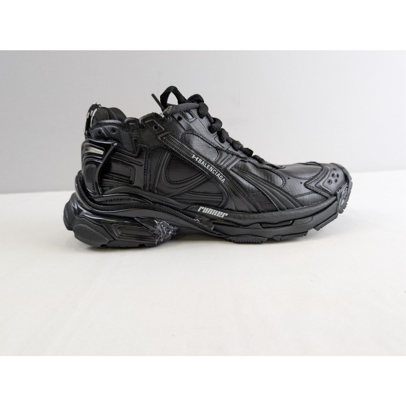 Balenciaga × Under Armour o1rshd1 Runner Ripstop Shoe Sneakers in Black 41 Size US 8 / EU 41 - 1 Thumbnail
