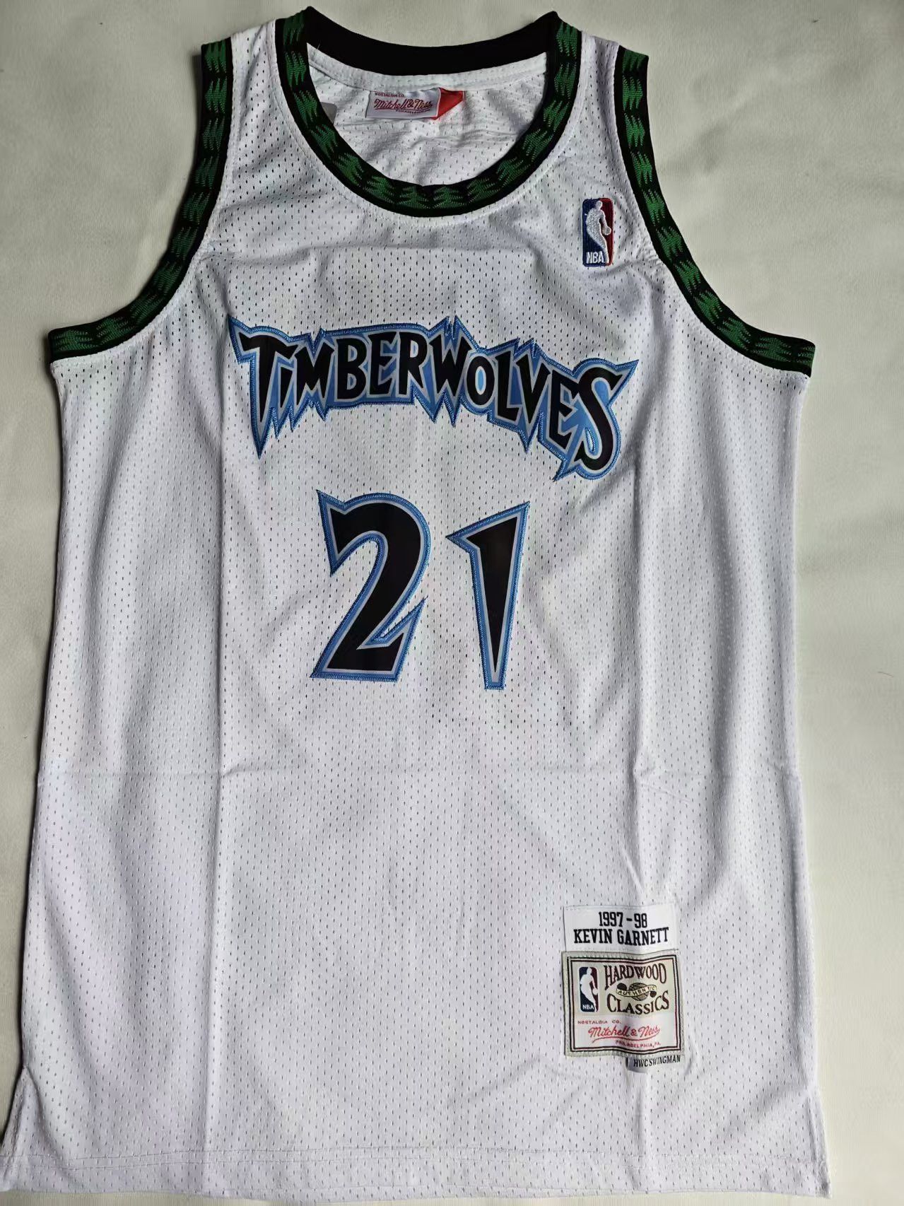 NBA Minnesota Timberwolves Kevin Garnett Jersey White Size US XL / EU 56 / 4 - 1 Thumbnail