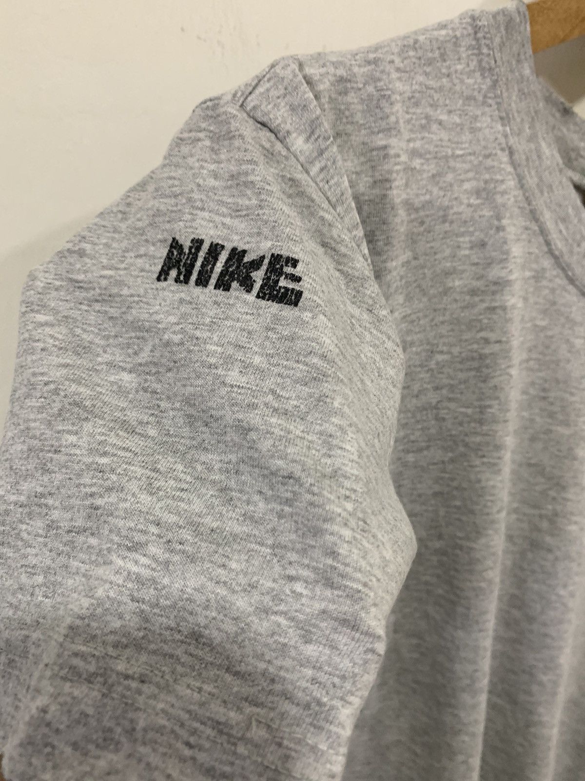 Nike Vintage Nike Pinwheel Small Tee Size US S / EU 44-46 / 1 - 7 Thumbnail