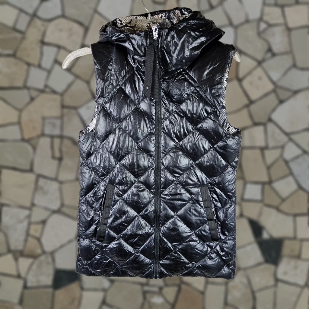 Lululemon Lululemon Reversible Down Puffer Vest Women Size 6 Multicolor Nylon Puffer Jacket Vest Womens 6 Size M / US 6-8 / IT 42-44 - 1 Thumbnail