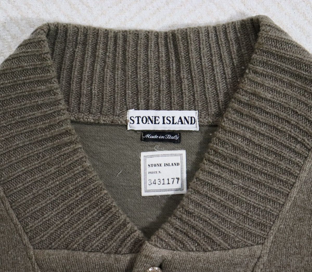 Stone Island Stone Island Wool Sweat ，sizeL Size US L / EU 52-54 / 3 - 6 Thumbnail