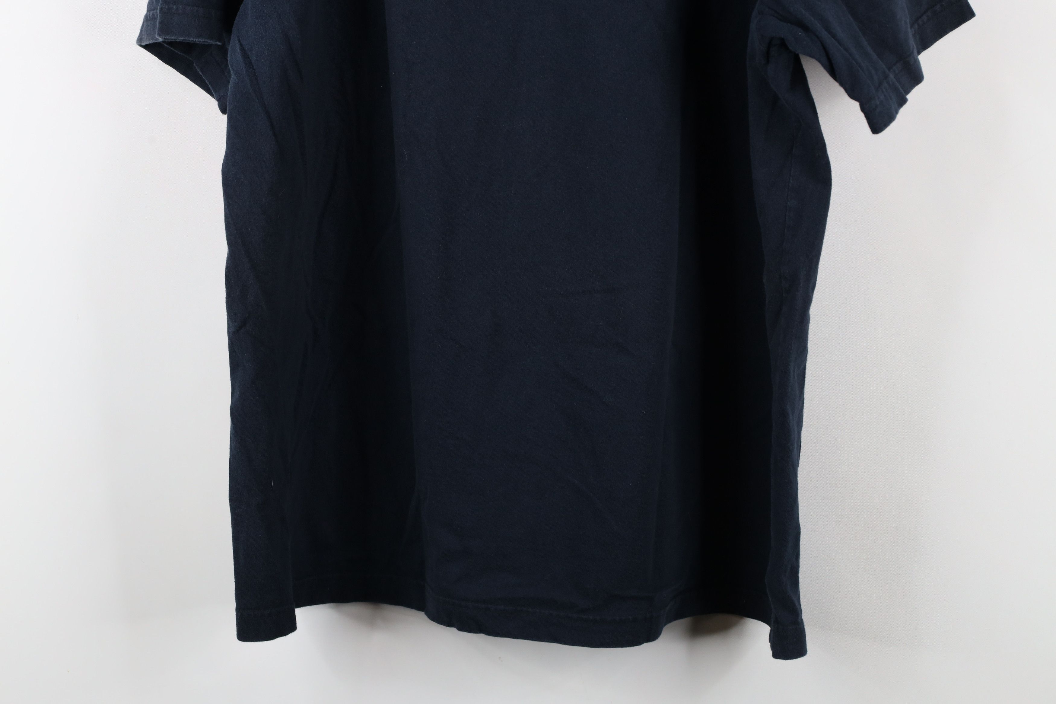 Lands' End × Vintage Vintage 90s Lands End Blank Cotton Pocket T-Shirt Navy Blue Size US L / EU 52-54 / 3 - 10 Thumbnail