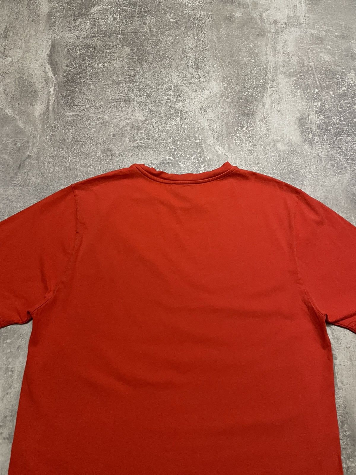 Gosha Rubchinskiy Gosha Rubchinskiy Red Dj Arrow “East Blow” T-Shirt Size US L / EU 52-54 / 3 - 15 Thumbnail
