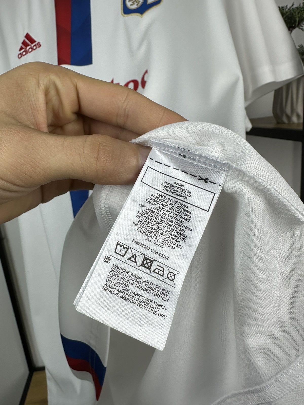 Adidas Adidas Olympique Lyon 2022-2023 Football Soccer Jersey Men’s Size US XXL / EU 58 / 5 - 8 Thumbnail