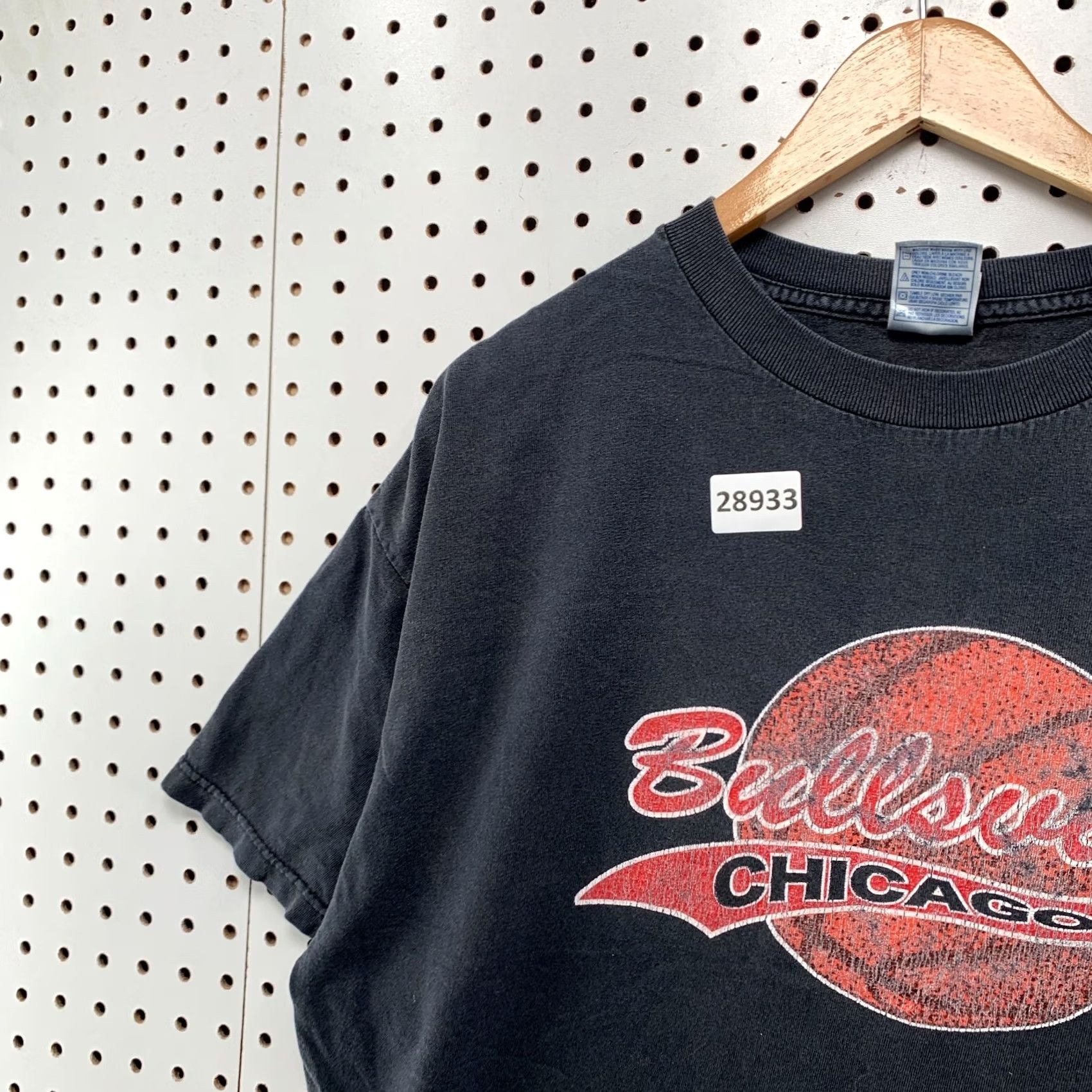 Vintage VINTAGE Chicago Bulls Bullsville Shirt Mens XL Black 90s Sports Short Sleeve Crew Neck Cotton T-Shirt Mens XL Bulls Basketball Size US XL / EU 56 / 4 - 7 Thumbnail