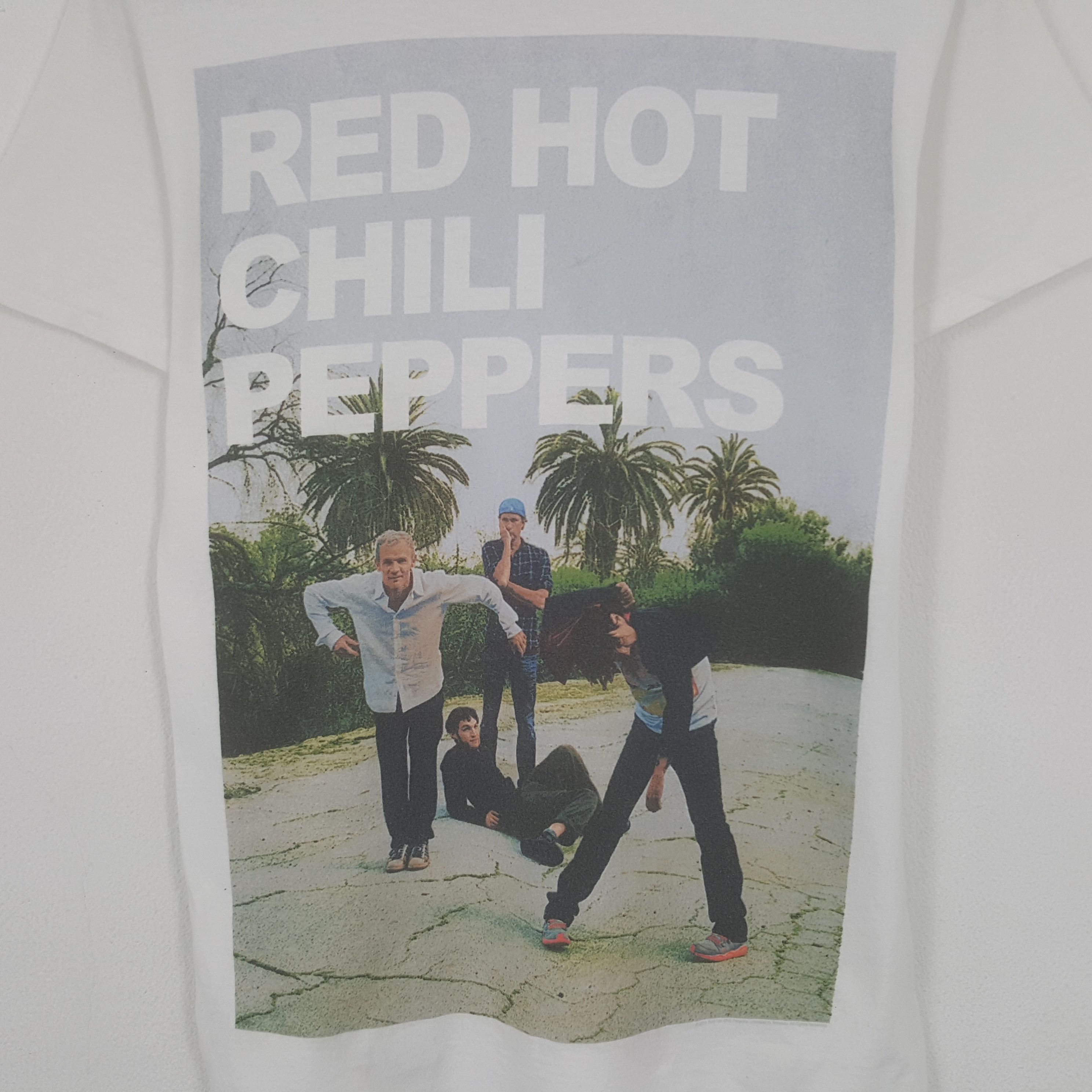 Band Tees × Vintage Vintage Red Hot Chili Peppers American Rock Band Tshirt Size US S / EU 44-46 / 1 - 2 Thumbnail