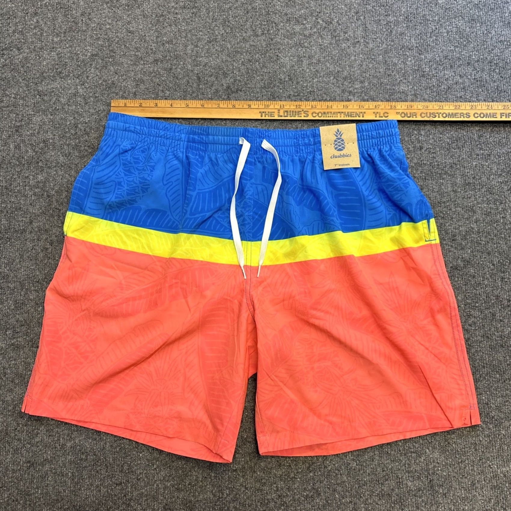 Chubbies CHUBBIES THE SQUARELY CIRCLES 7" LINED CLASSIC SWIM TRUNKS Men's 2XL POCKETS Size US 39 - 4 Thumbnail
