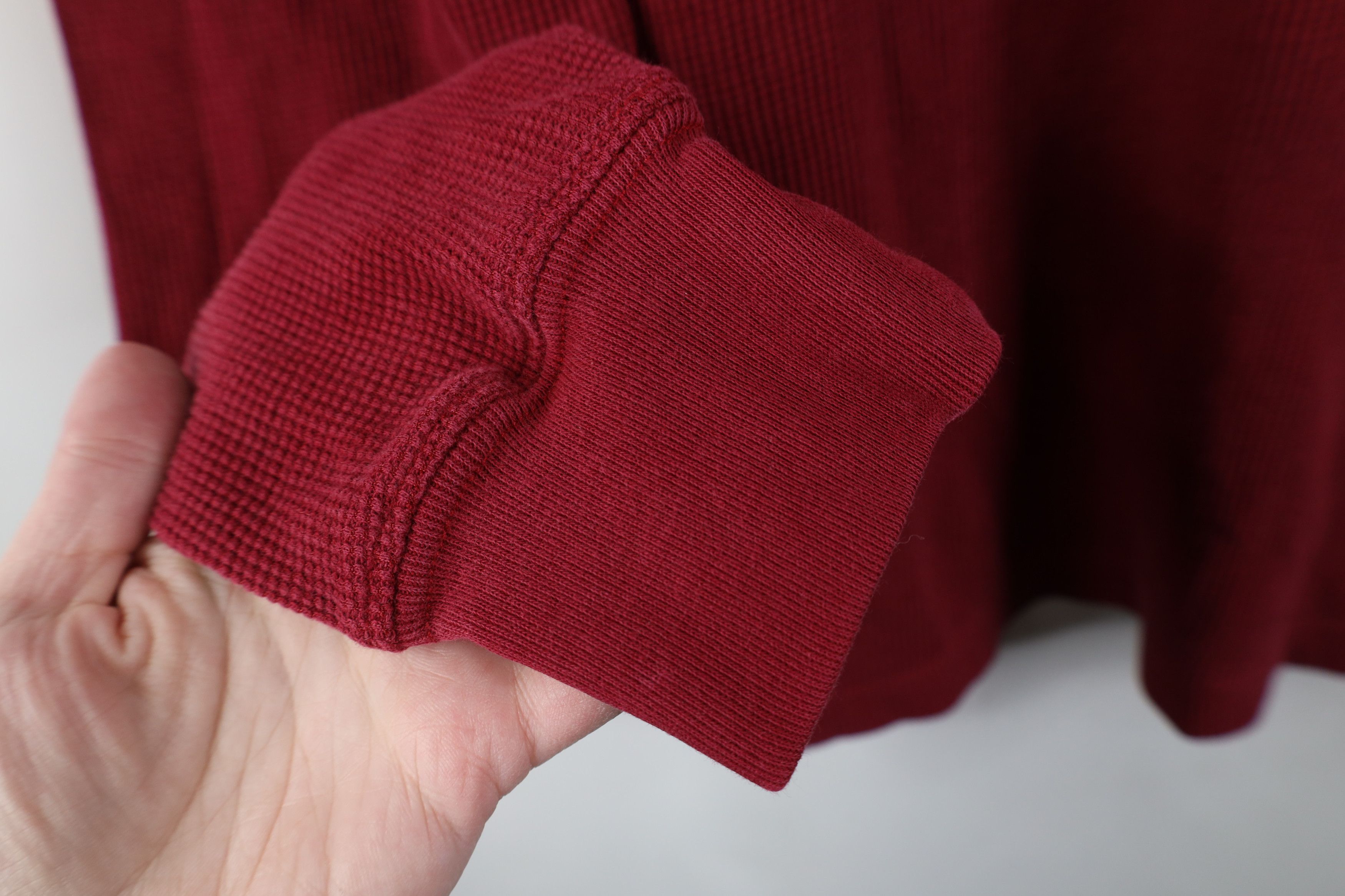 Vintage Vintage 90s Streetwear Waffle Knit Henley T-Shirt Red Size US M / EU 48-50 / 2 - 8 Thumbnail