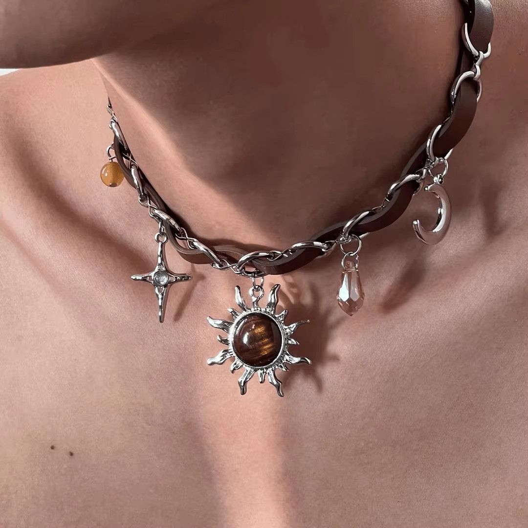 Jewelry Korean Charm Aesthetic Crystal Sun Pendant Necklace Size ONE SIZE - 4 Thumbnail