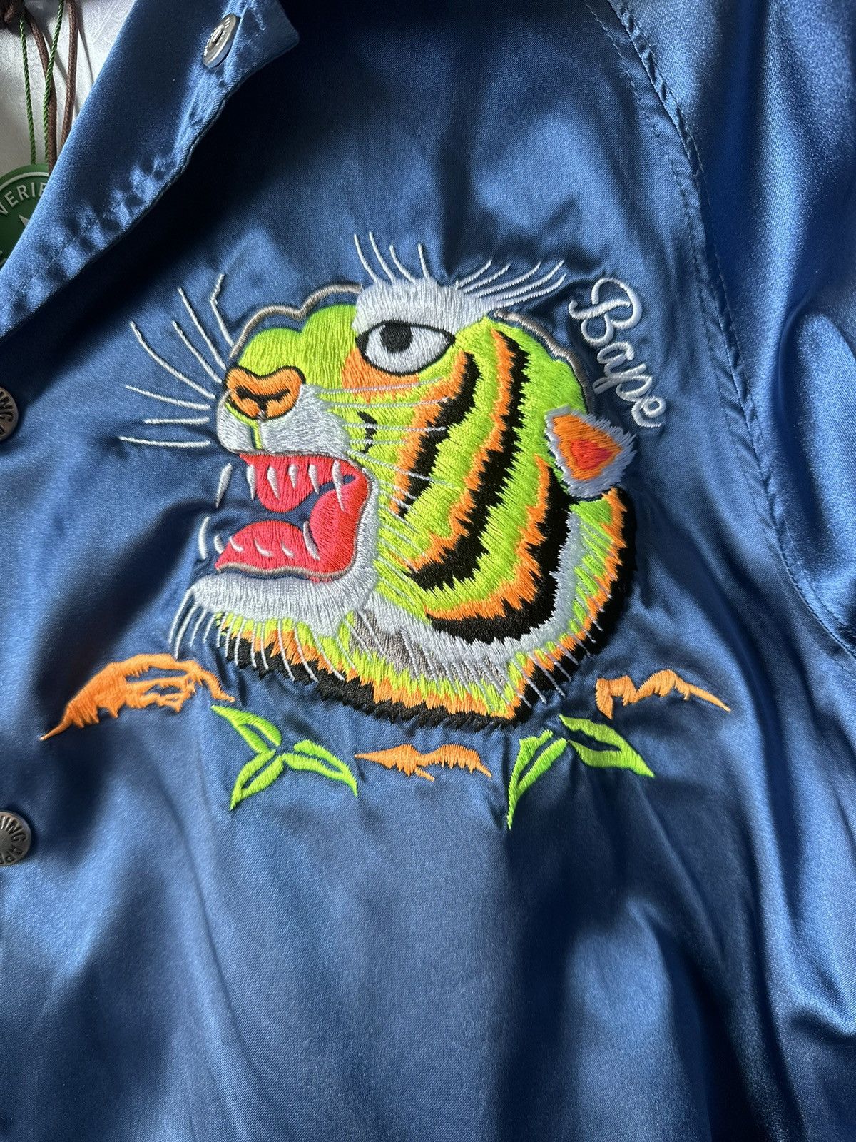 Bape Bape Tiger Embroidery Coach Jacket Size US S / EU 44-46 / 1 - 3 Thumbnail