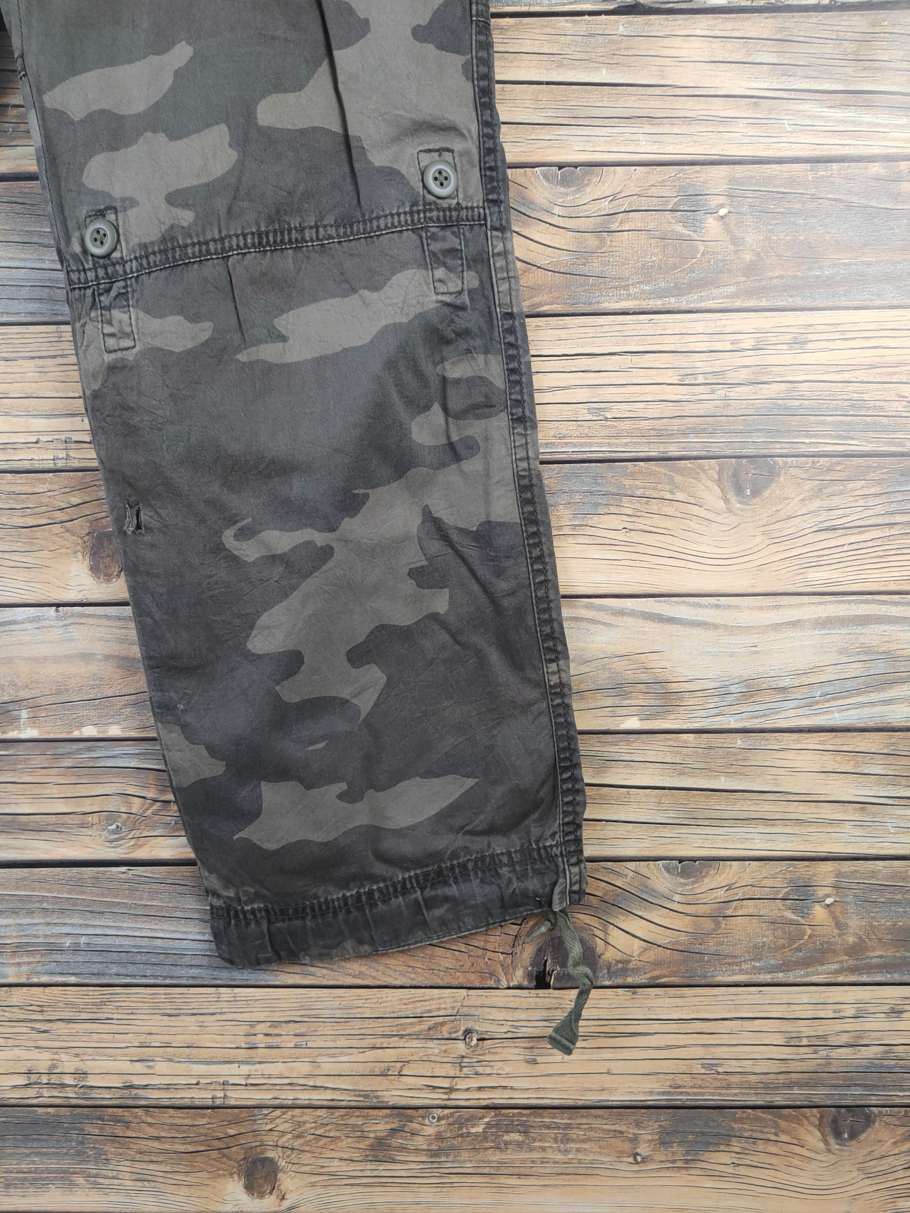 Japanese Brand DL Uniqlo Camouflage Multipocket Cargo Pants #46-259T Size US 32 / EU 48 - 8 Thumbnail