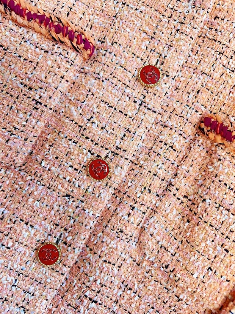 Chanel Chanel 21 Early Spring Orange Pink Burgundy Roll-Edged Sof Size S / US 4 / IT 40 - 4 Thumbnail