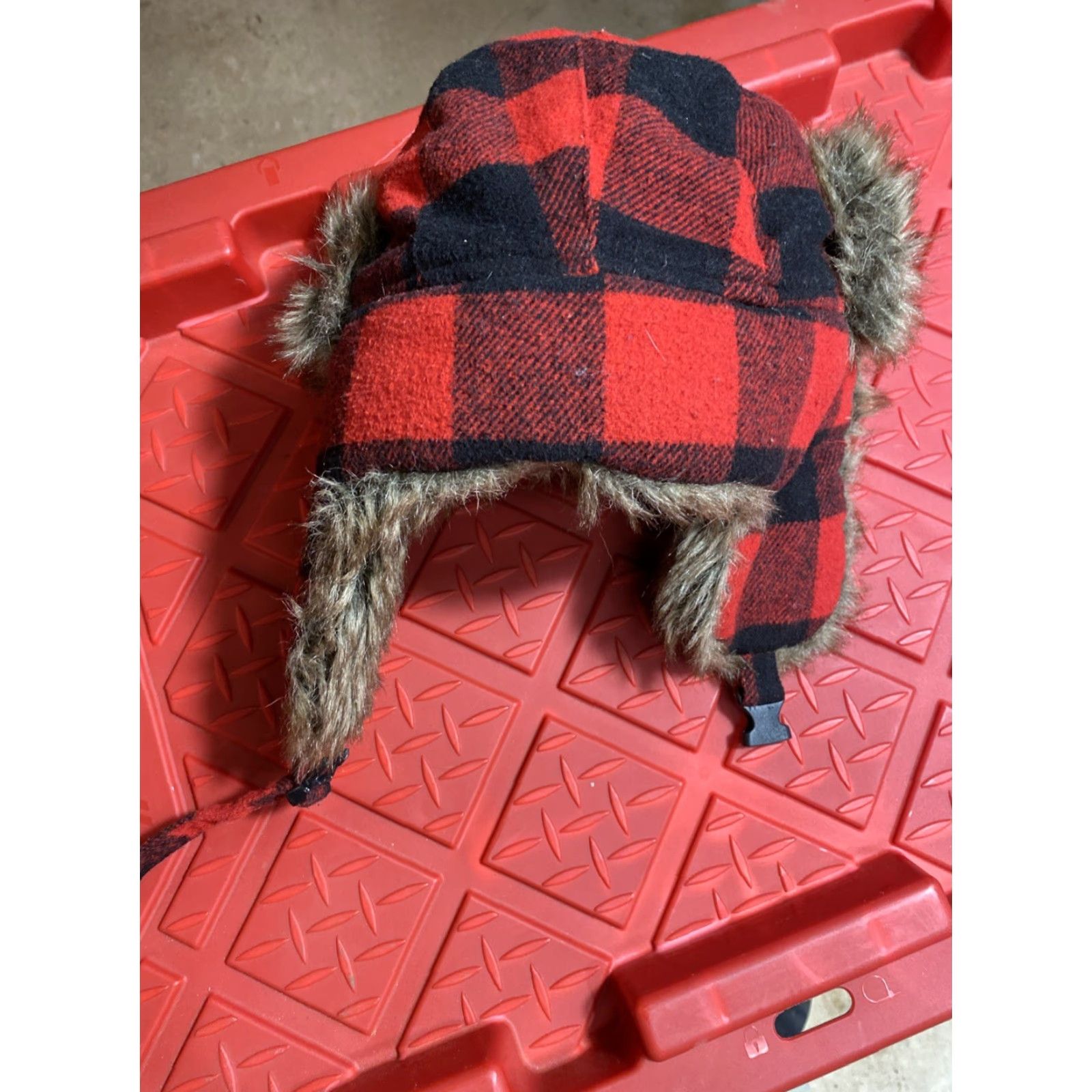 Vintage Buffalo Plaid Trapper Hat One Size Red Black Winter Ear Flap Insulated Lined Faux Fur Outdoor Casual Mens Size ONE SIZE - 3 Thumbnail