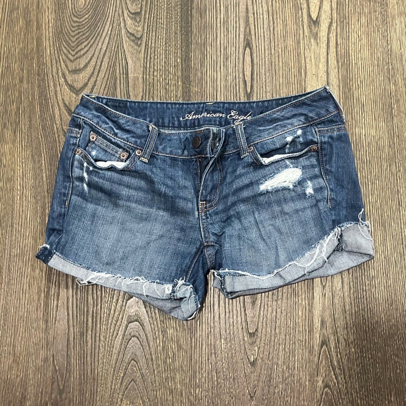 American Eagle Outfitters American Eagle Jean Shorts Mid Rise Booty Distressed Medium Size 27" / US 4 / IT 40 - 1 Thumbnail