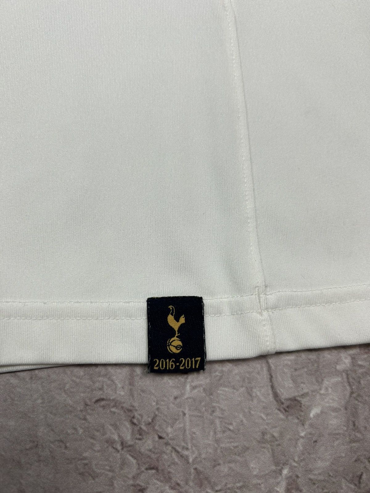 Under Armour × Vintage Tottenham Hotspur Under Armour Kane #10 2015-16 Jersey Size US L / EU 52-54 / 3 - 4 Thumbnail
