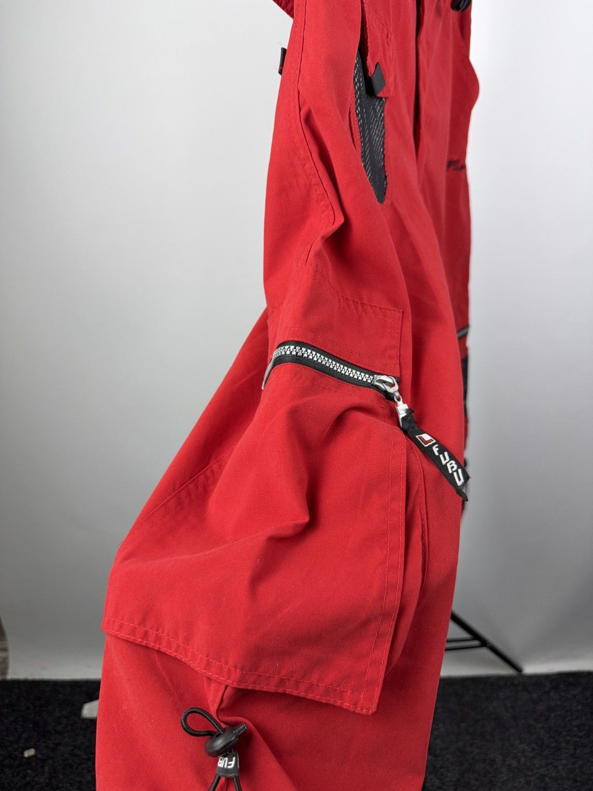 Fubu Vintage SK8 FUBU Red Cargo Capri Pants Y2K Hip Hop 🔥 M sz Size US 34 / EU 50 - 3 Thumbnail