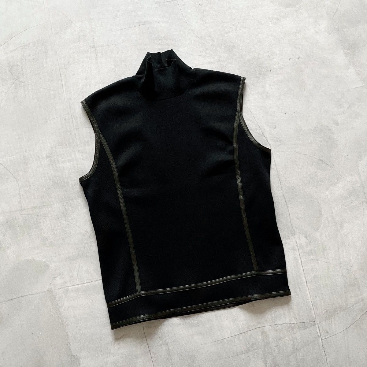 Designer × Gucci × Tom Ford Rare Gucci Tom Ford Era Wool Zip High Neck Tank Top Vest Size M / US 6-8 / IT 42-44 - 1 Thumbnail