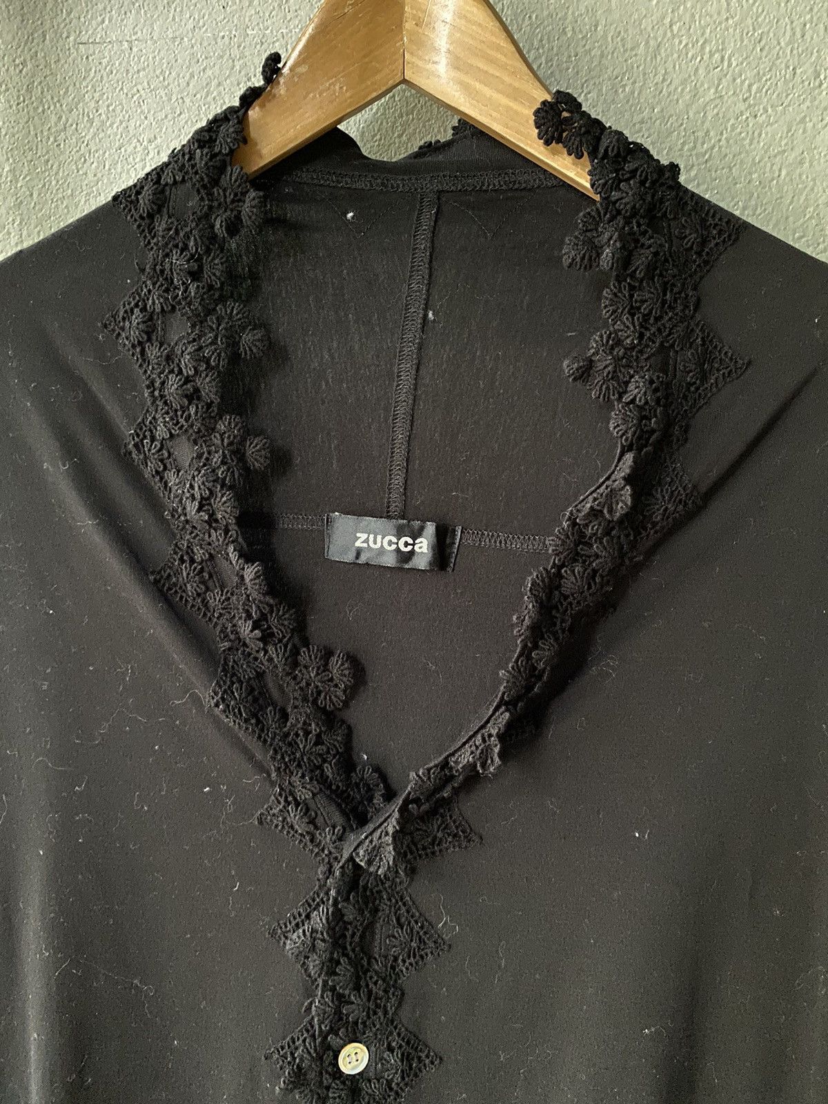 Zucca ZUCCA Black Long Sleeve Ruffle Cardigan Size ONE SIZE - 3 Thumbnail