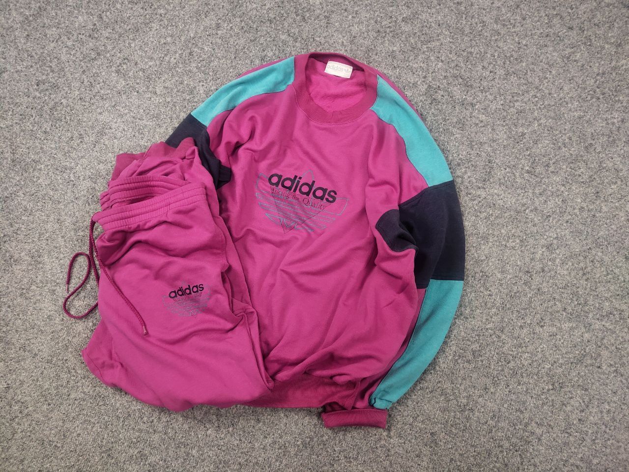 Adidas Vintage 90's Adidas Originals Tracksuit Sweatshirt Pants Size US M / EU 48-50 / 2 - 4 Thumbnail
