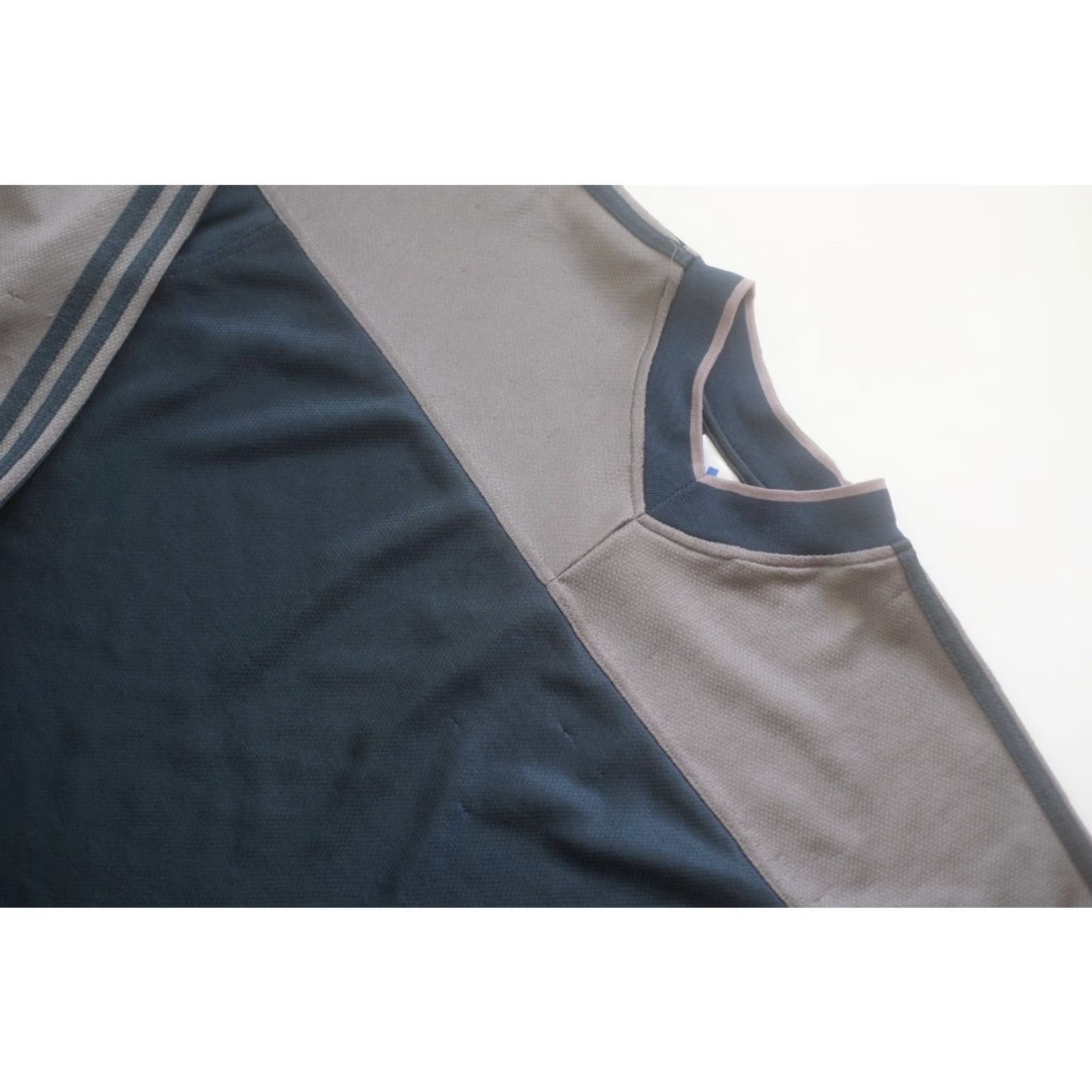 Adidas ADIDAS EQUIPMENT SOCCER ACTIVE KEEPER GOAL VTG Y2K 90s RETRO SHIRT JERSEY 2004 L Size US L / EU 52-54 / 3 - 6 Thumbnail
