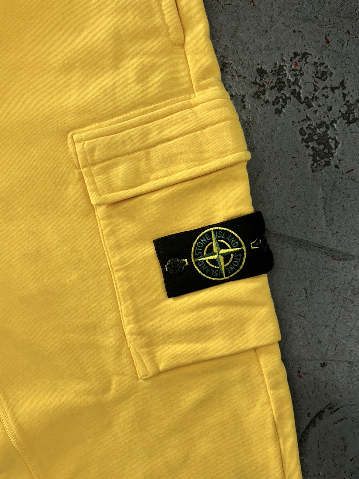 Stone Island Stone Island Yellow Jogging Bottoms Size S New Size US 29 - 2 Thumbnail