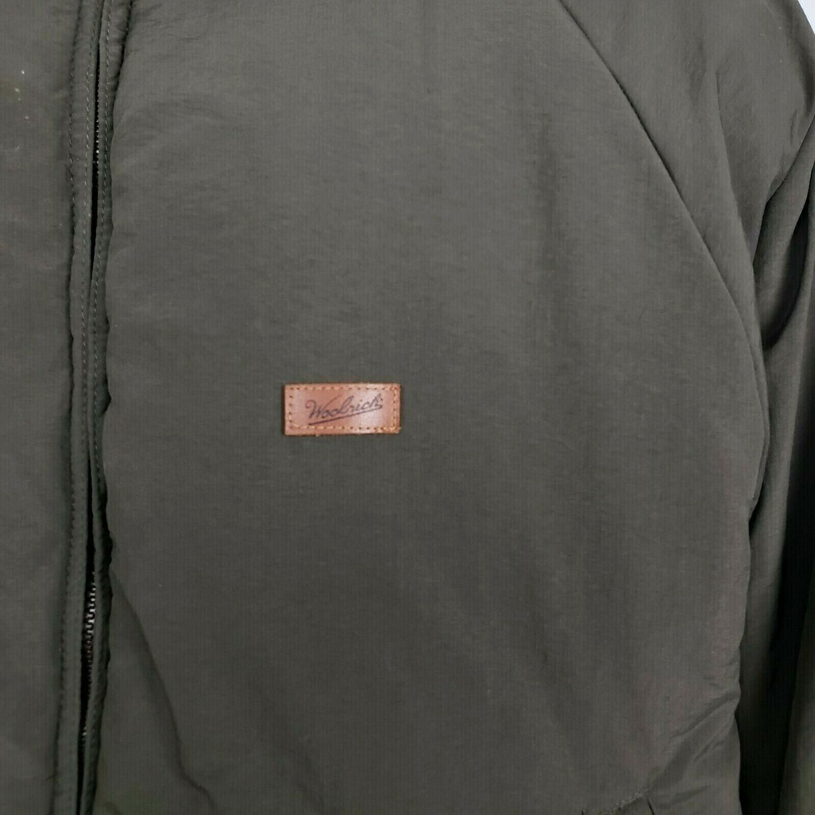 Woolrich Woolen Mills Woolrich Camo Reversible Insulated Jacket Mens Size Medium Size US M / EU 48-50 / 2 - 11 Thumbnail