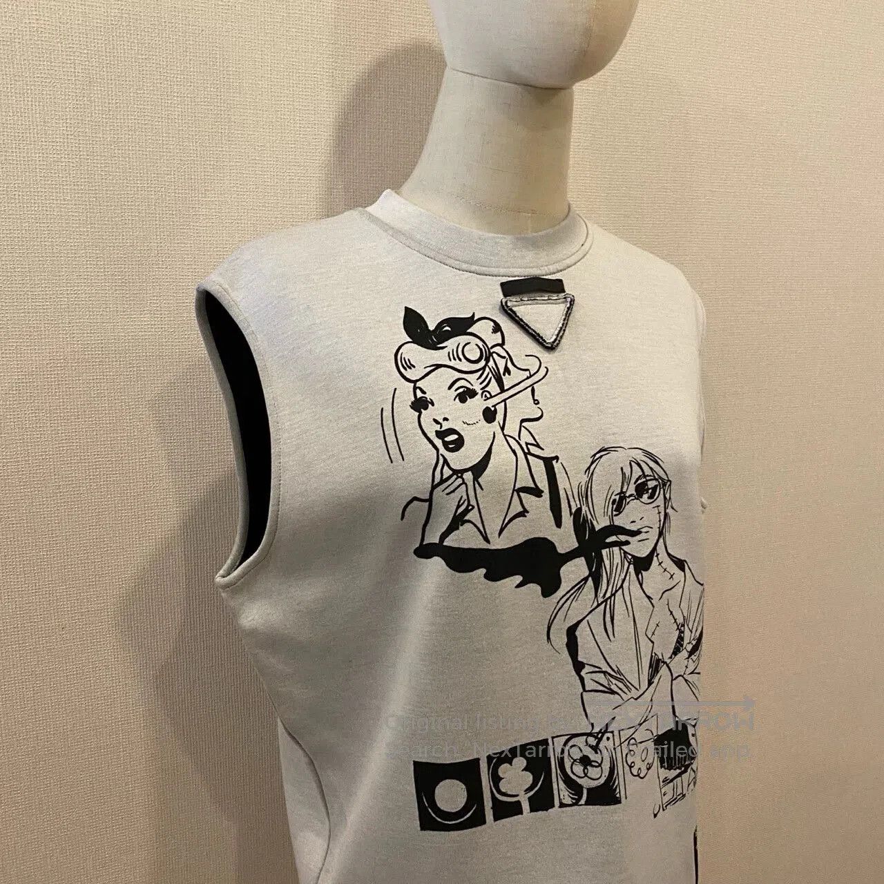 Prada Prada Comic Series Sleeveless Triangle Logo Sweatshirt. Size M / US 6-8 / IT 42-44 - 4 Thumbnail