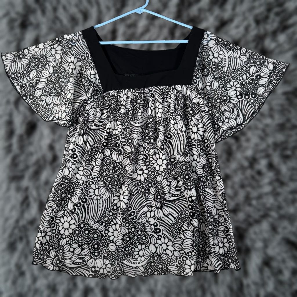 Vintage Apostrophe XL Blouse Flowy 60s Mod Fairy Grunge Retro Dark Romantic Whimsigoth Flutter Sleeve Square Neck Black Womens Blouse Size XL / US 12-14 / IT 48-50 - 1 Thumbnail