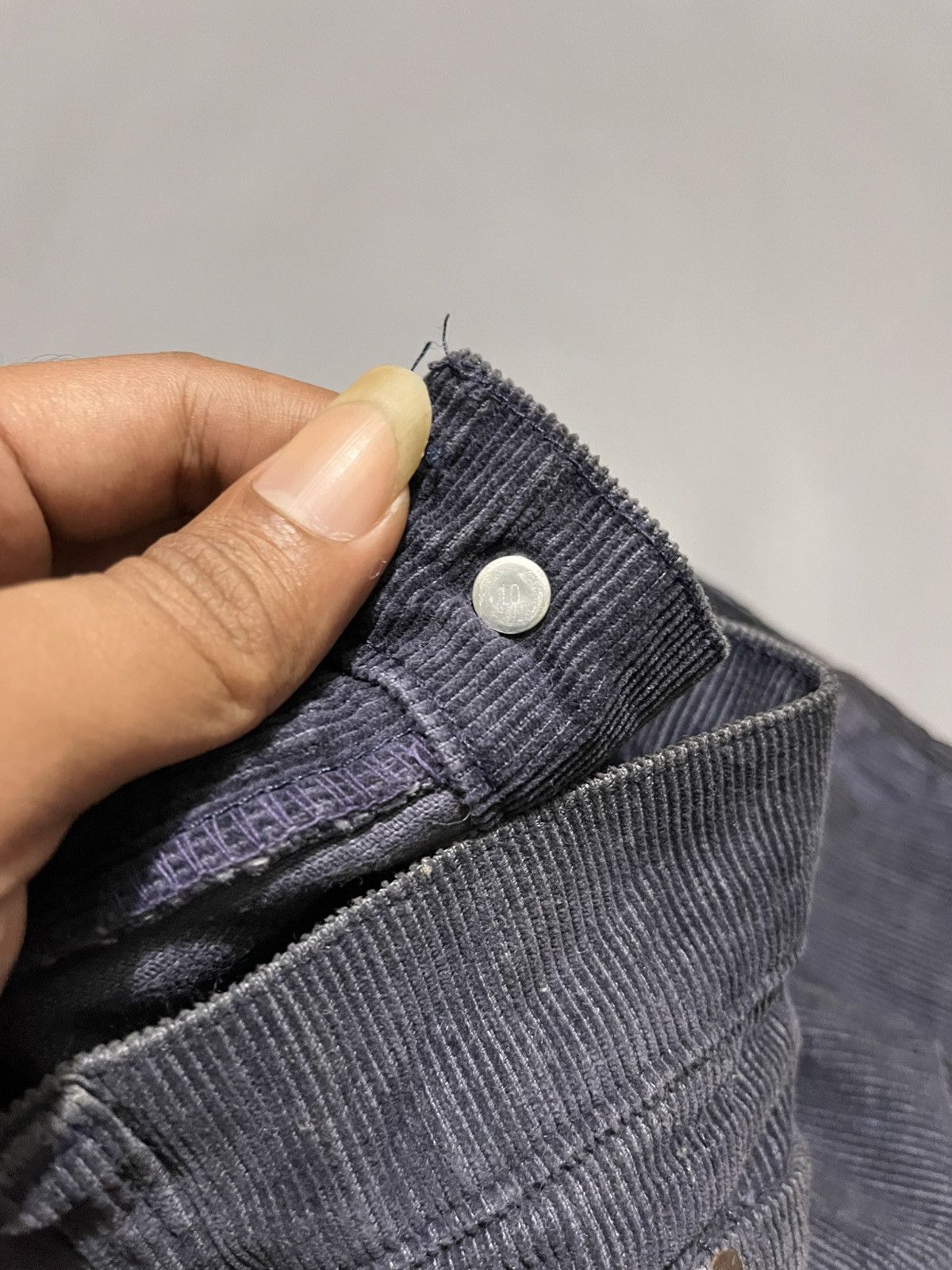 Levi's Vintage 1980’s Levi’s 517 Corduroy Boot Cut USA Size US 32 / EU 48 - 18 Thumbnail