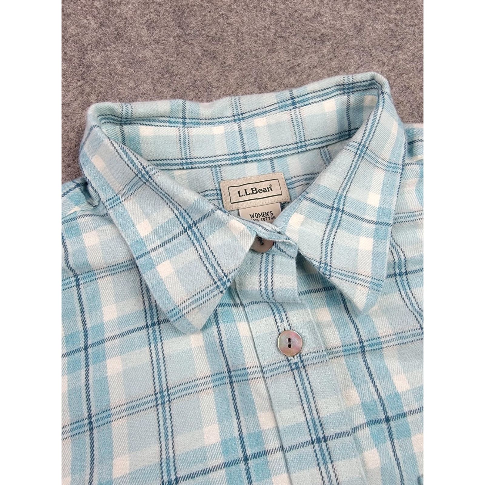 Vintage LL Bean Shirt Womens Medium Blue Plaid Button Down 100% Cotton Casual Pocket Size M / US 6-8 / IT 42-44 - 2 Thumbnail