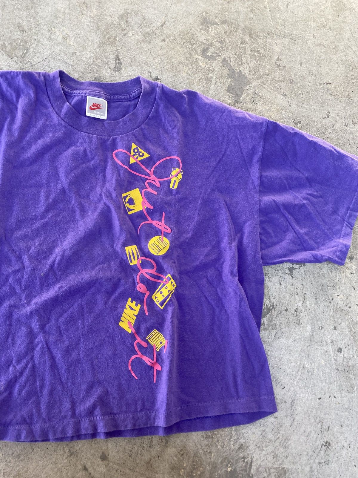 Nike ACG Nike Vintage Cropped Purple Tee ACG Size US XL / EU 56 / 4 - 5 Thumbnail