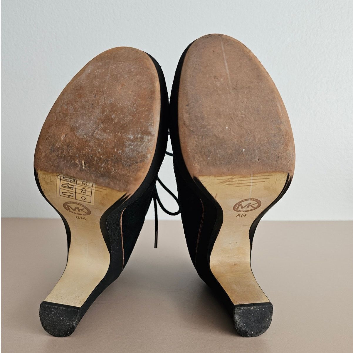 Michael Kors Michael Kors Rosalyn Suede Leather Ankle Platform Boots 6 Size US 6 / IT 36 - 7 Thumbnail