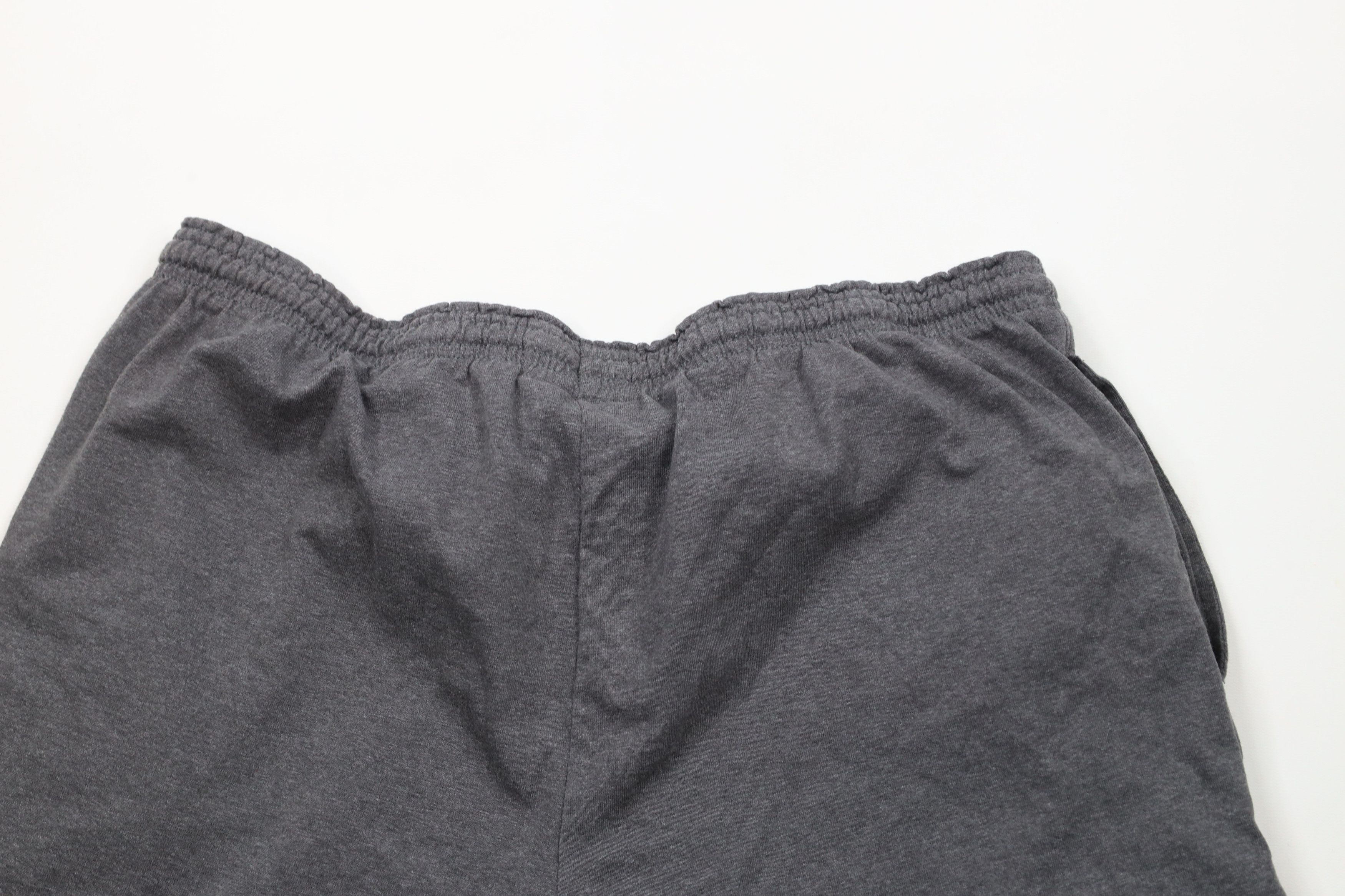 Champion × Vintage Vintage Champion Logo Above Knee Cotton Dad Shorts Gray Size US 36 / EU 52 - 9 Thumbnail