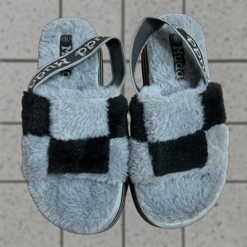 Vintage Women’s Mudd Stormy Sandals Open Toe Slip-On With Strap Fuzzy Black Grey 8 Size US 8 / IT 38 - 1 Thumbnail