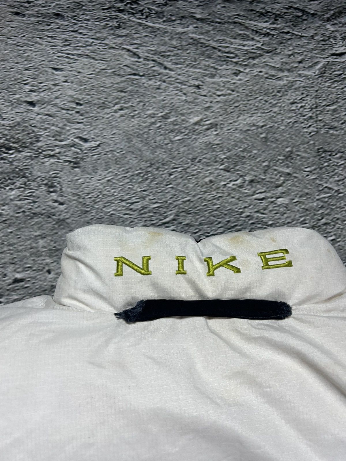 Nike × Vintage Nike black puffer jacket big logo vintage 90s reversible Size US XXL / EU 58 / 5 - 17 Thumbnail