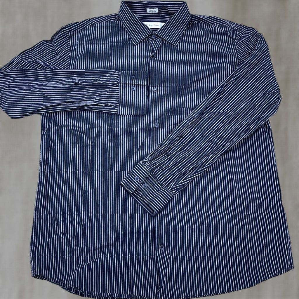 Calvin Klein Calvin Klein Shirt Men Large Blue Striped Button-Up Dress Pinstripe Adult Mens Size 42R - 1 Thumbnail