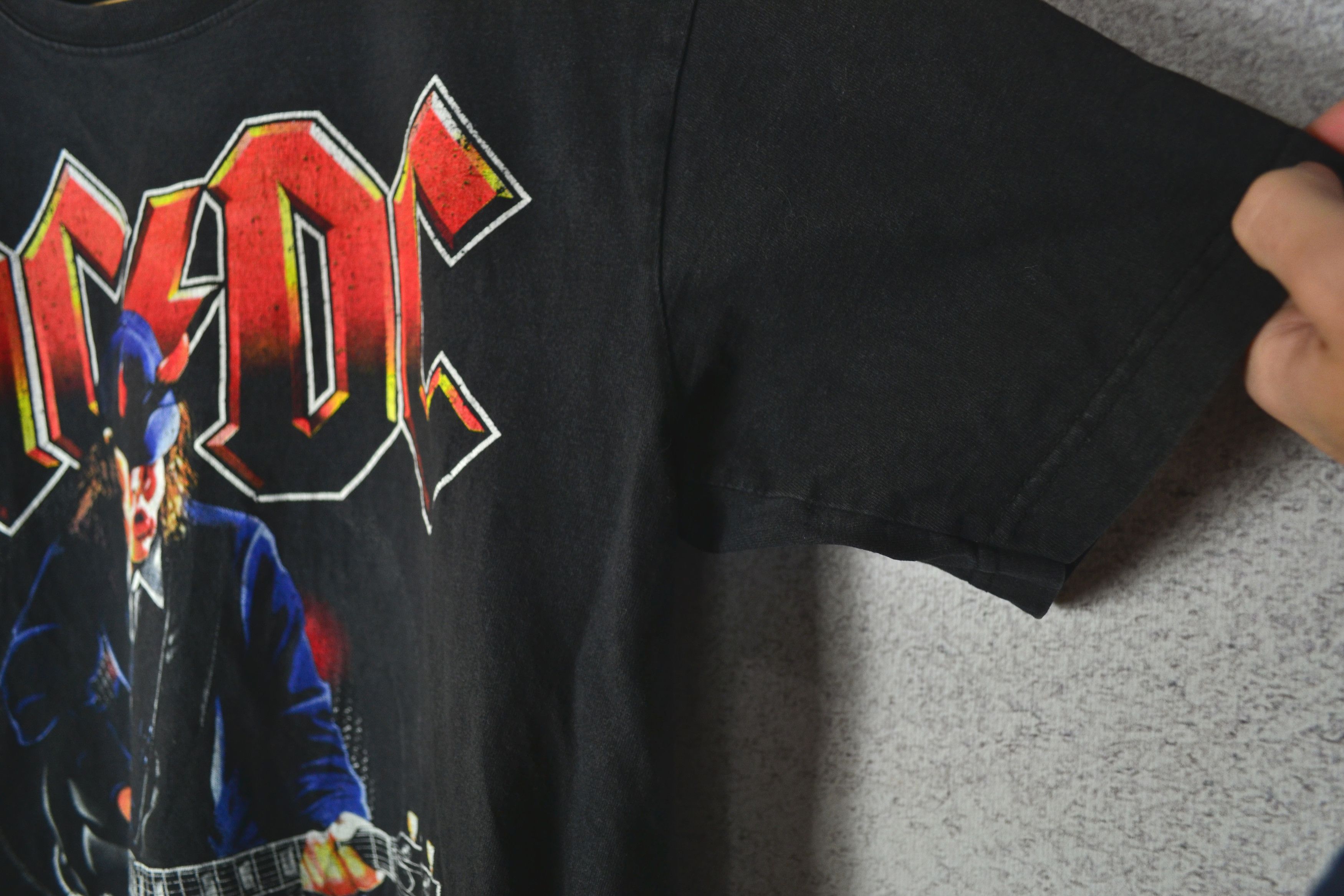 Band Tees AC/DC Angus Young Vintage Band Tee T-shirt Size US M / EU 48-50 / 2 - 7 Thumbnail