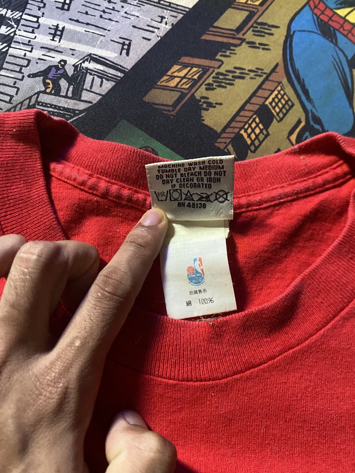 Nutmeg VTG 90s CHICAGO BULLS NBA MASCOT NUTMEG BASKETBALL Size US M / EU 48-50 / 2 - 5 Thumbnail