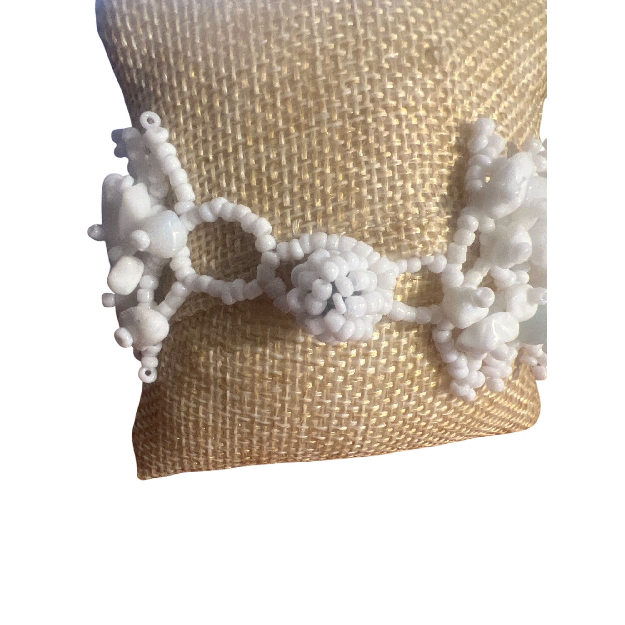 Other Vintage Milk Glass Bead Bracelet Cuff Button Closure Stretch Size ONE SIZE - 3 Thumbnail