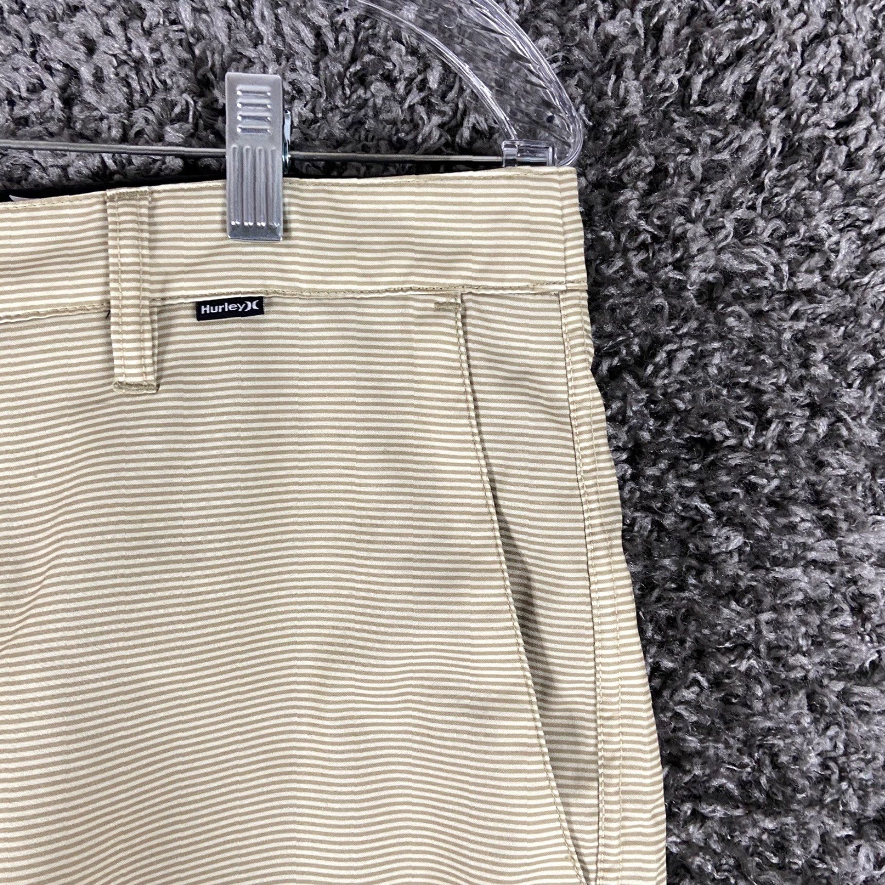 Hurley Hurley Shorts Men’s 34 Green Striped Chino Size US 34 / EU 50 - 2 Thumbnail