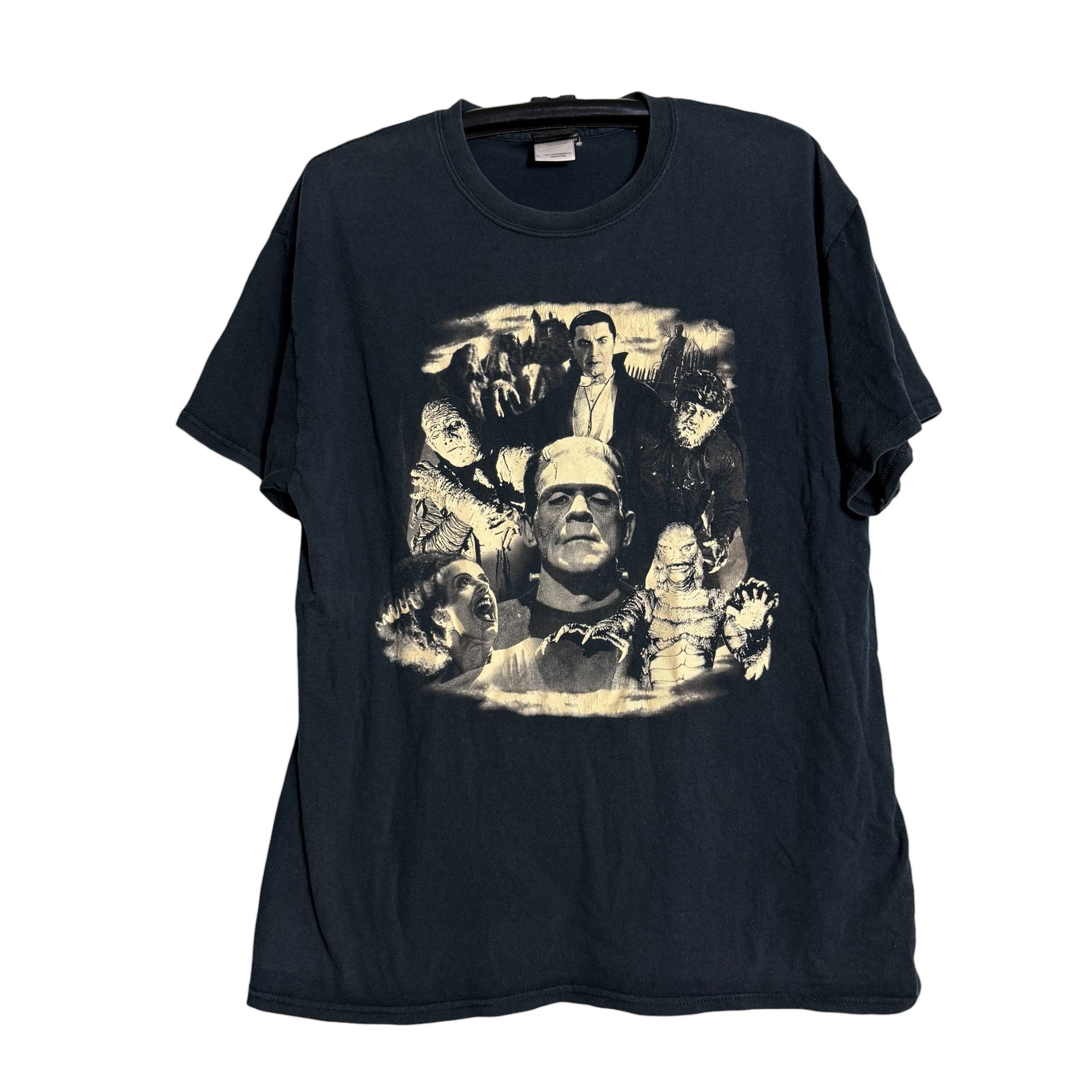 Universal Studios 🔥RARE🔥Vintage Universal Monster Universal Studio T-shirt Size US L / EU 52-54 / 3 - 1 Thumbnail