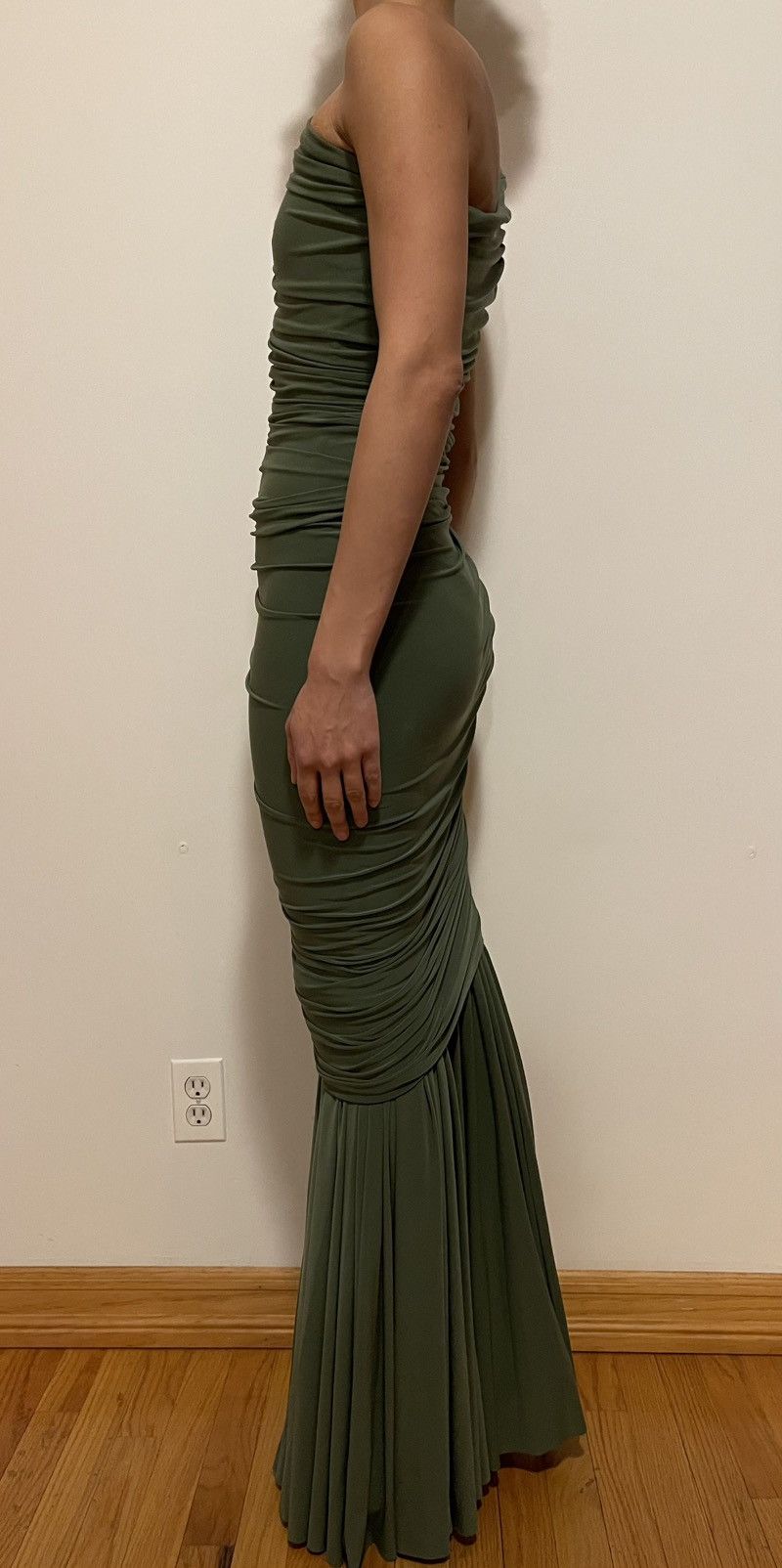 Norma Kamali Norma Kamali Diana One-Shoulder Gown - Olive Green (XXS/32) Size S / US 4 / IT 40 - 2 Thumbnail
