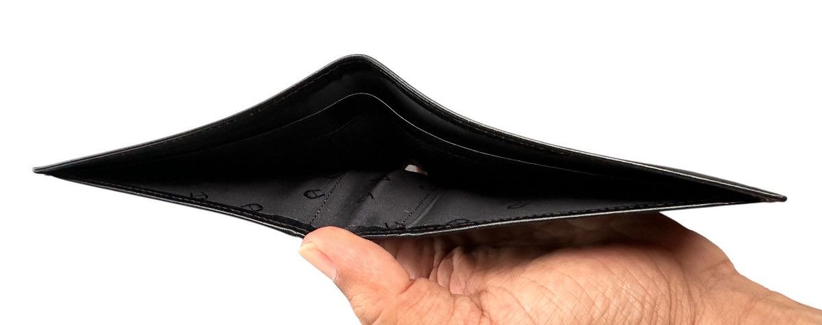 Aigner 💯 AUTHENTIC AIGNER MENS BIFOLD LEATHER WALLET Size ONE SIZE - 5 Thumbnail