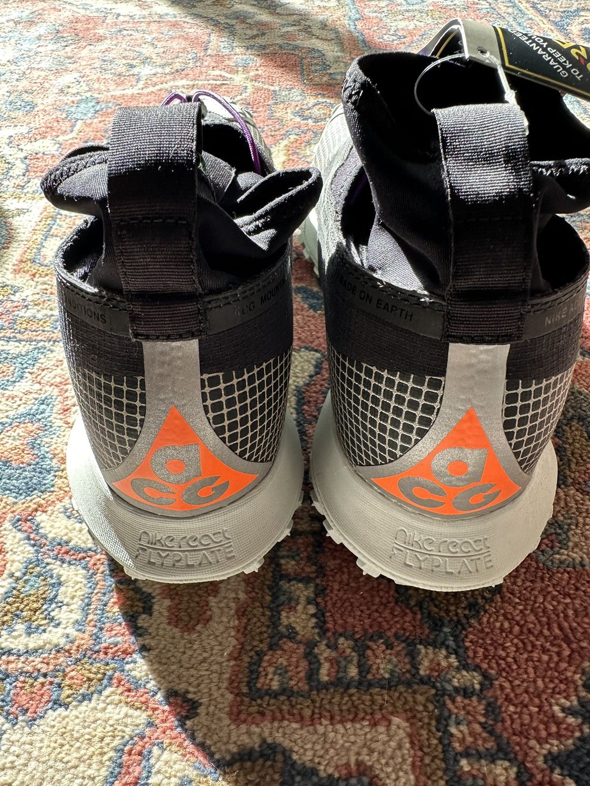 Nike ACG Rare Nike ACG Mountain FLY high color way Size US 10.5 / EU 43-44 - 7 Thumbnail