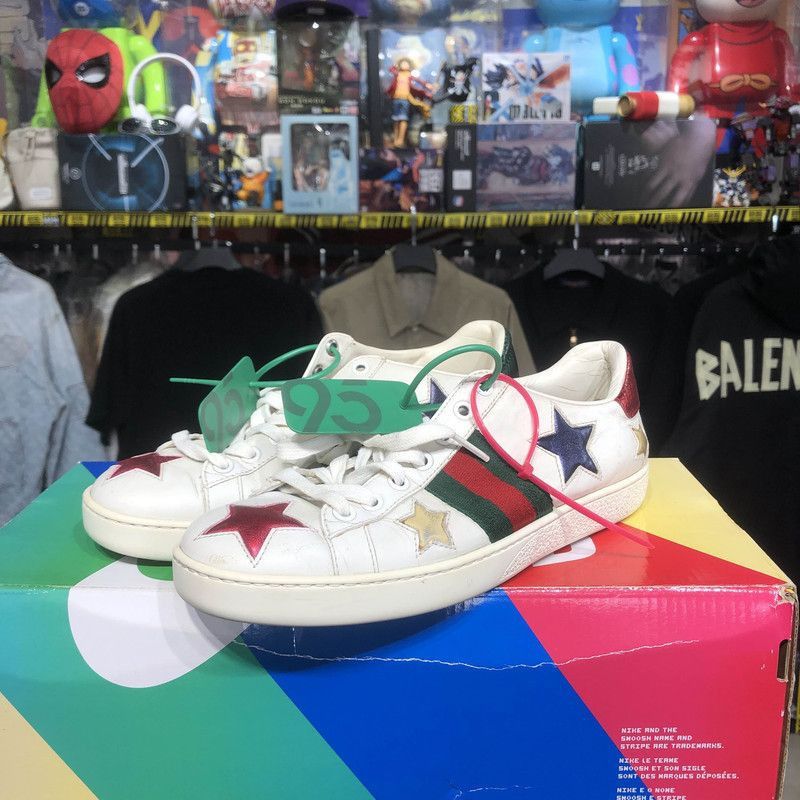 Gucci Gucci Ace White Leather Star Low-Top Sneakers -2508 Size US 6 / IT 36 - 1 Thumbnail