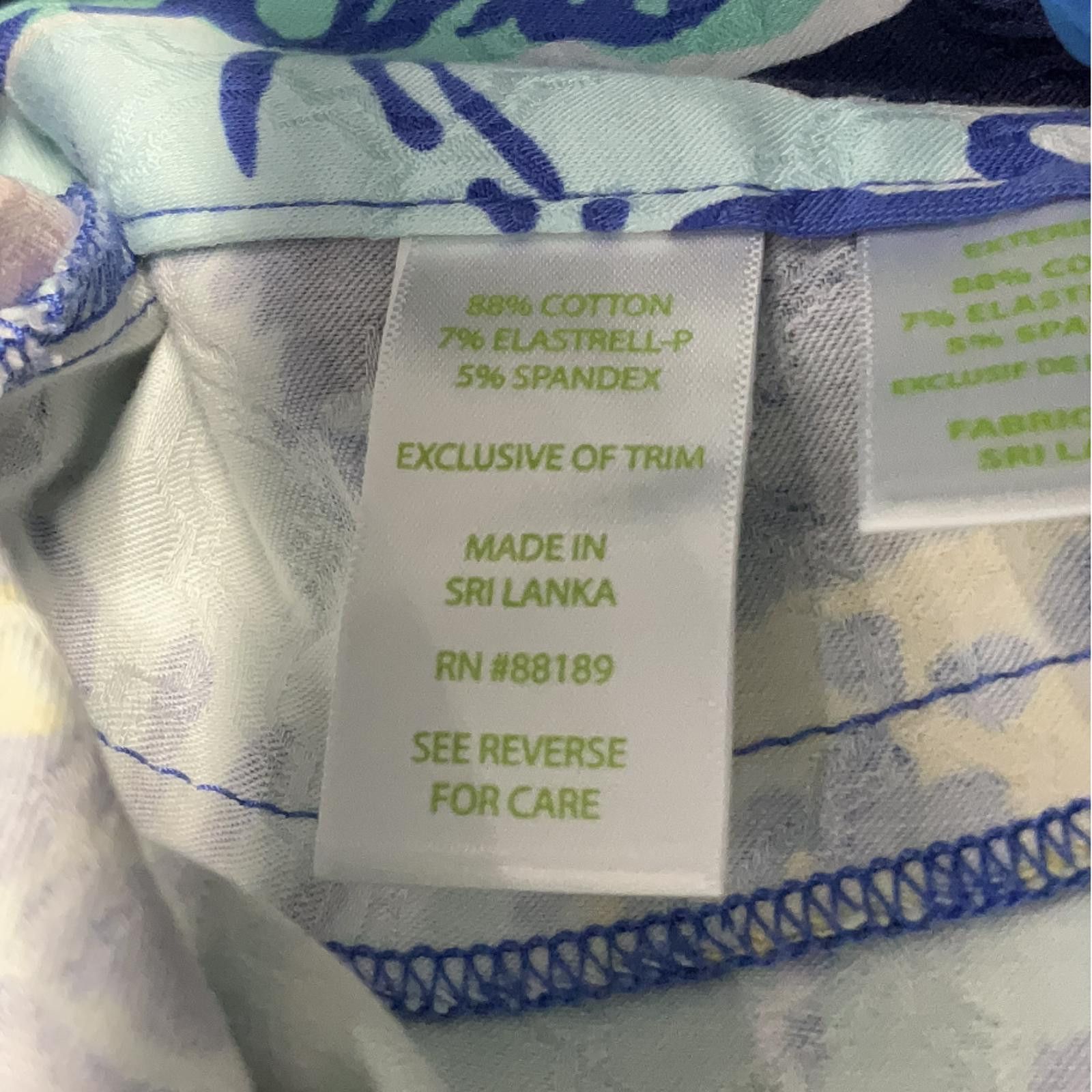 Other Lilly Pulitzer Size 0 Tropical Print Blue Shorts Size 25" / US 0 / IT 36 - 4 Thumbnail