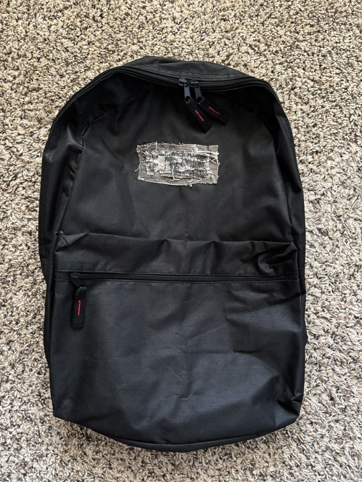 Other Black backpack with camo straps Size ONE SIZE - 1 Thumbnail