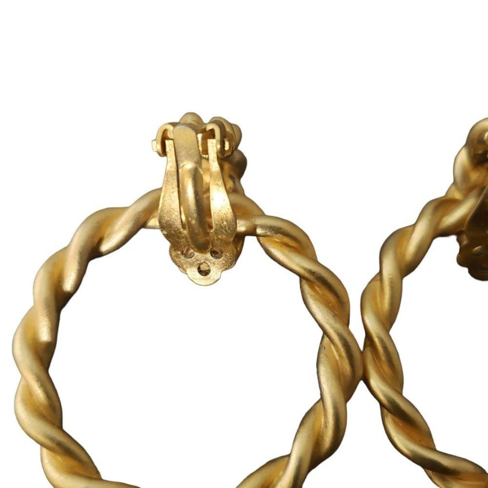 Designer Vintage Gold Tone Hoop Door Knocker Clip Earrings 1.5" Size ONE SIZE - 4 Thumbnail