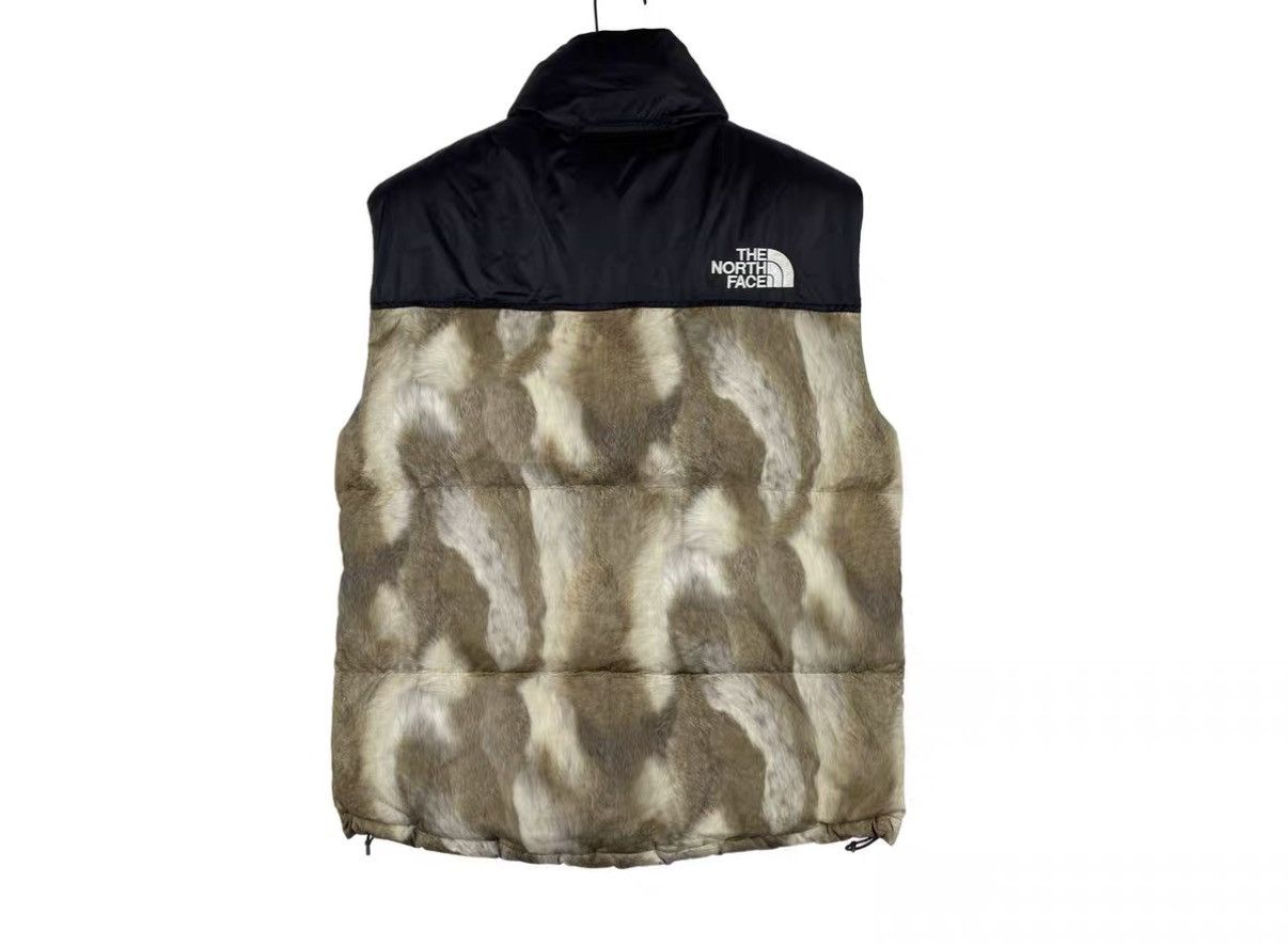 Supreme Supreme × The North Face Fur Down Vest J31 Size US M / EU 48-50 / 2 - 2 Thumbnail